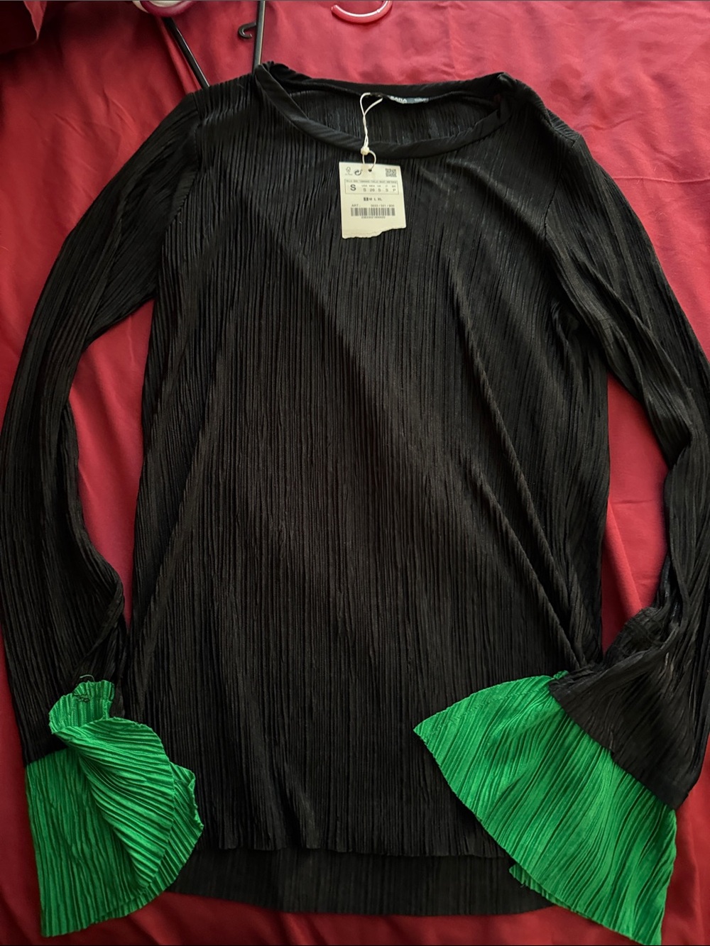 NWT Zara Black Long-Sleeve Pleated Top with Green Ruffle Cuffs